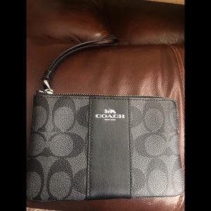Black Coach Wristlet Wallet